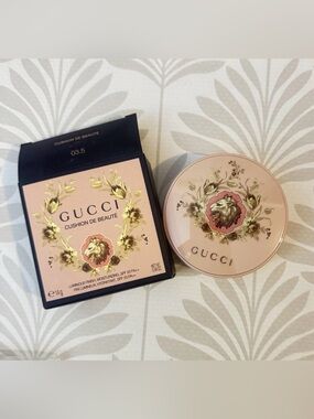 Gucci Cushion de Beauté Cushion Foundation SPF 20 Shade 03.5 0.49oz NIB